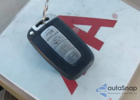 2011 Hyundai Genesis 4.6 from USA, damaged, VIN KMHGC4DF5BU139690